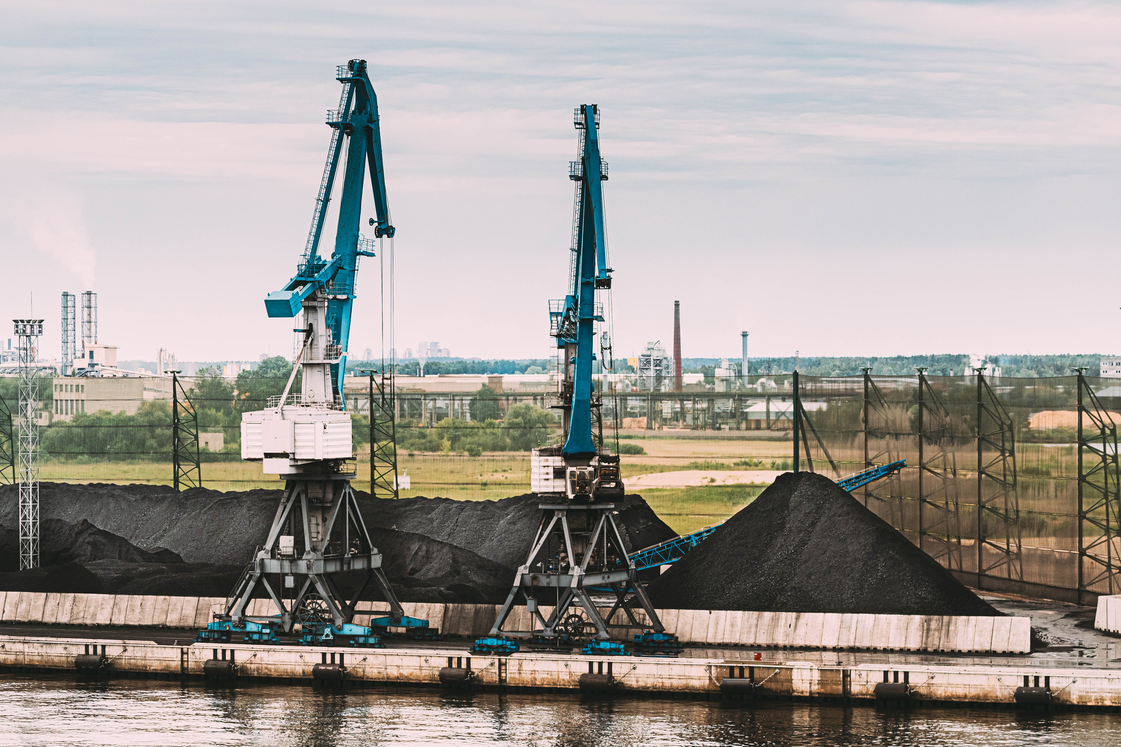 IRH bulk mineral logistics operations with port handling infrastructure